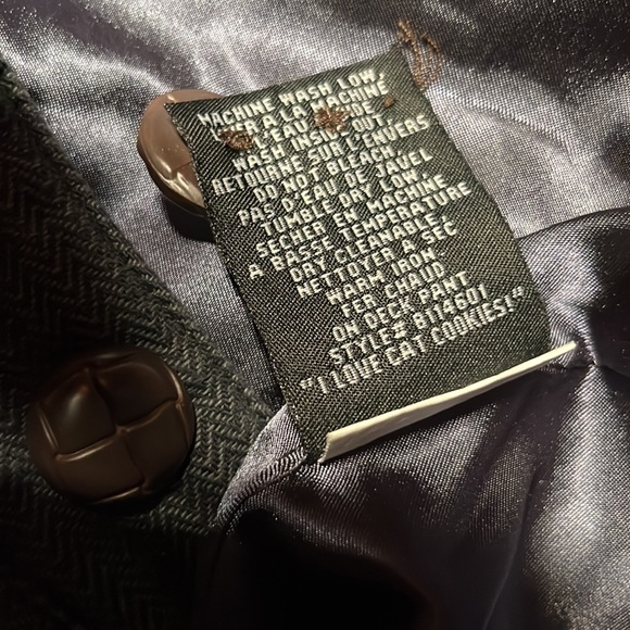 Grey Volcom dress pants.Dark Grey silky lining. Semi flared/ boot cut - Picture 5 of 8